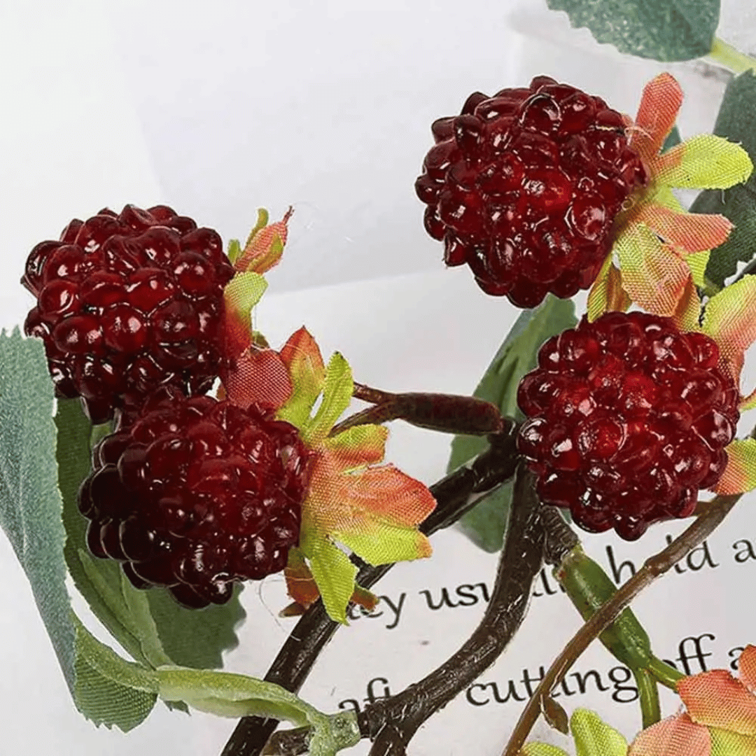 Tige de Fausses Framboises Rouges