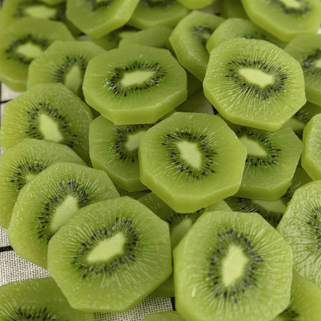 Tranches de Faux Kiwi Réalistes